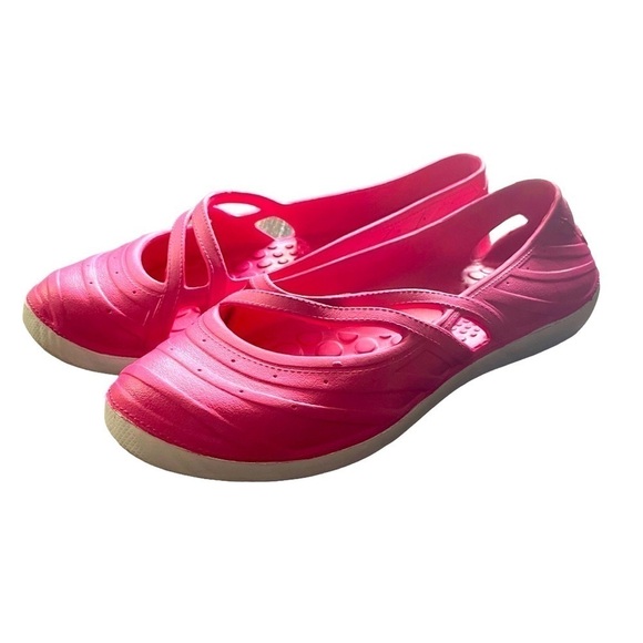 Avon Lightweight Girly Flat Shoes Pink size 8 NWOT - Picture 1 of 11